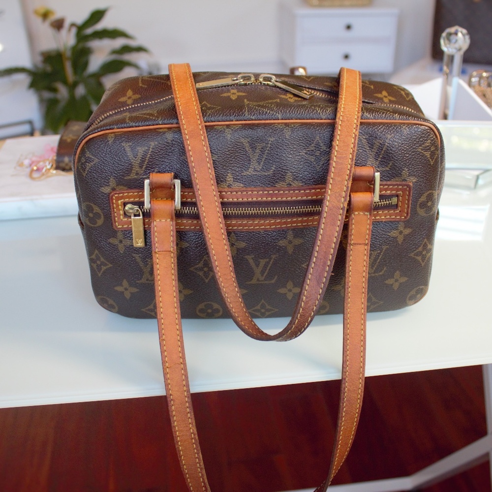 Pre-Loved Louis Vuitton Cite MM